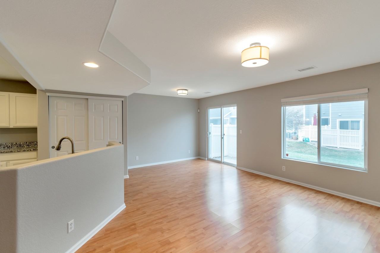 18761 E 58th Ave #D - Photo 7 of 23