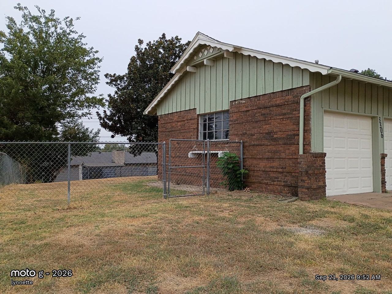 3306 Mockingbird Ln - Photo 3 of 28