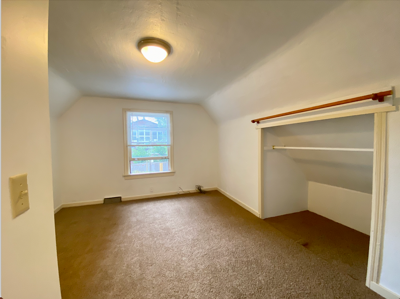 6031 25th Ave Ne - Photo 7 of 15