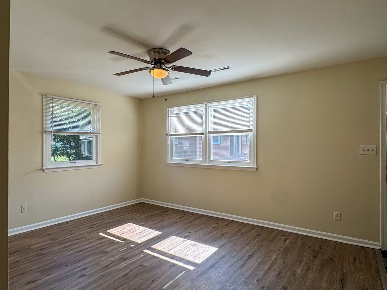 3413 Granby St - Photo 4 of 18