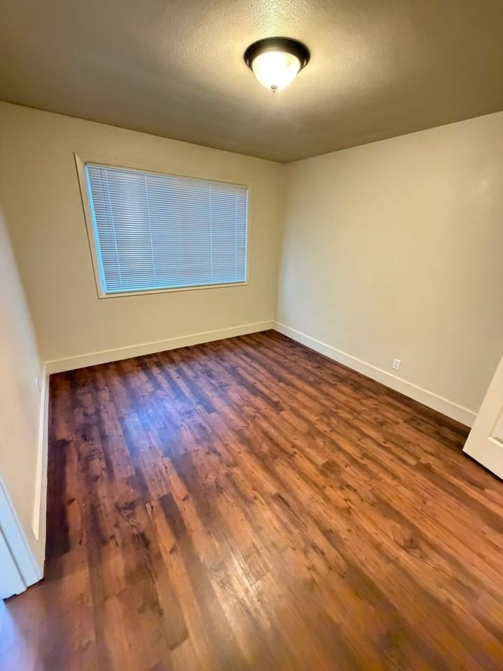 152 E Milton St #5 - Photo 5 of 18