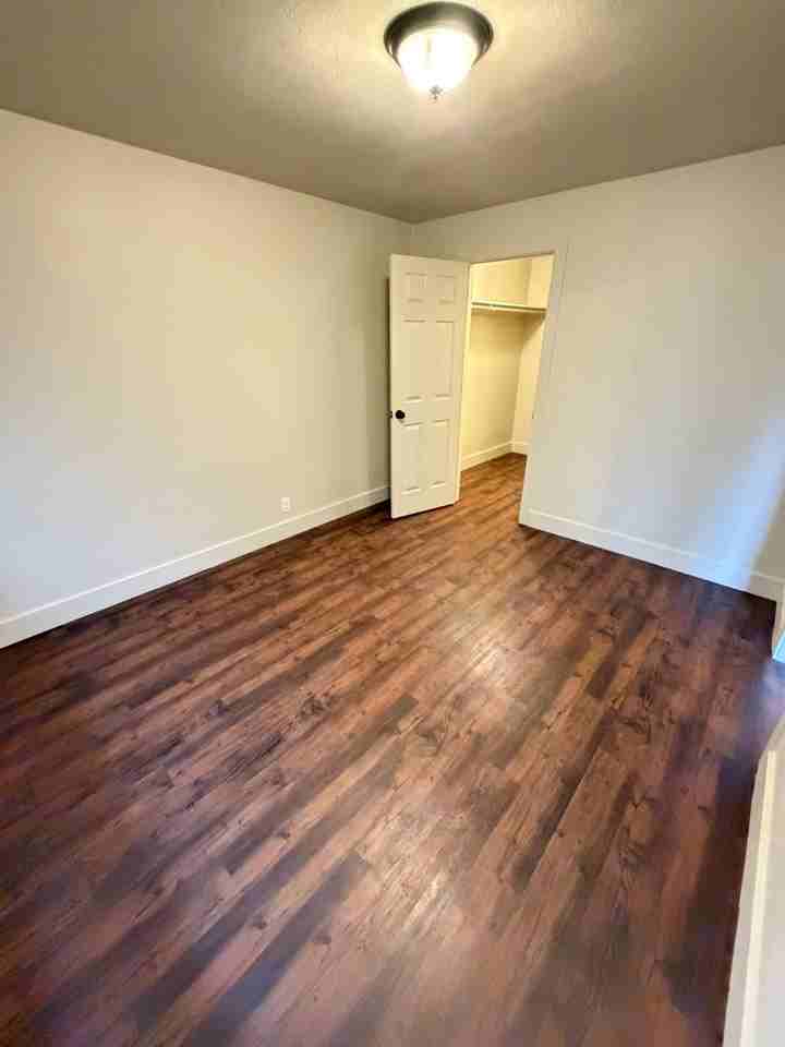 152 E Milton St #5 - Photo 6 of 18