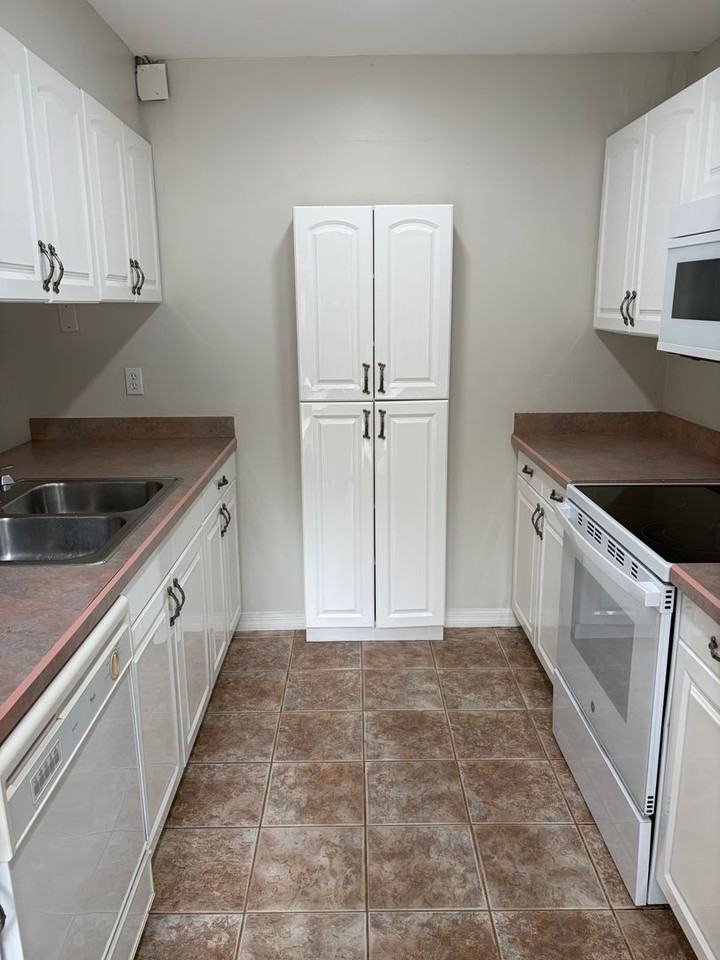 5259 Brook Ct - Photo 7 of 25