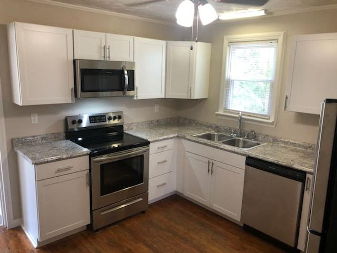 508 Oakcrest Rd - Photo 5 of 10