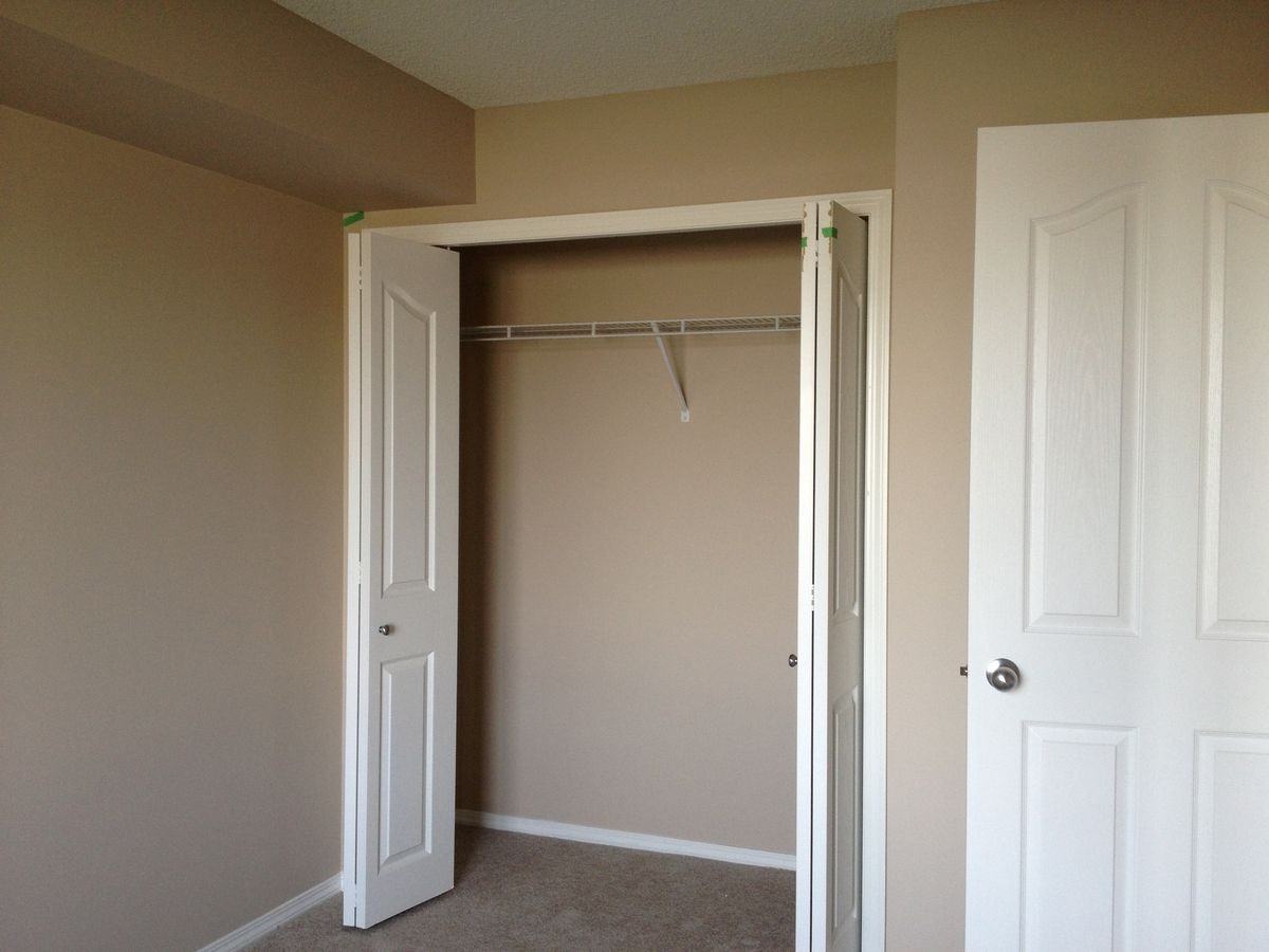 403 Mackenzie Way Sw - Photo 5 of 24