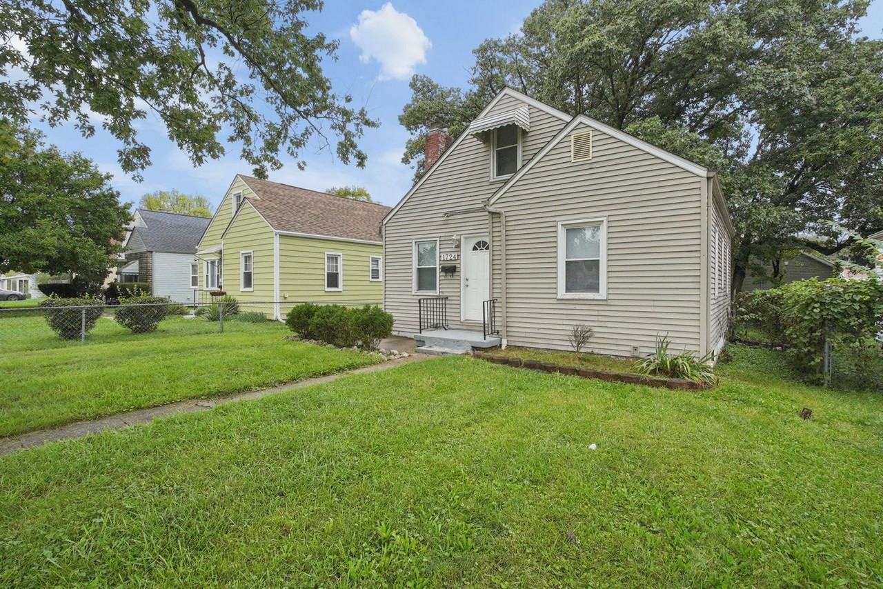 1724 E Kossuth St - Photo 2 of 14