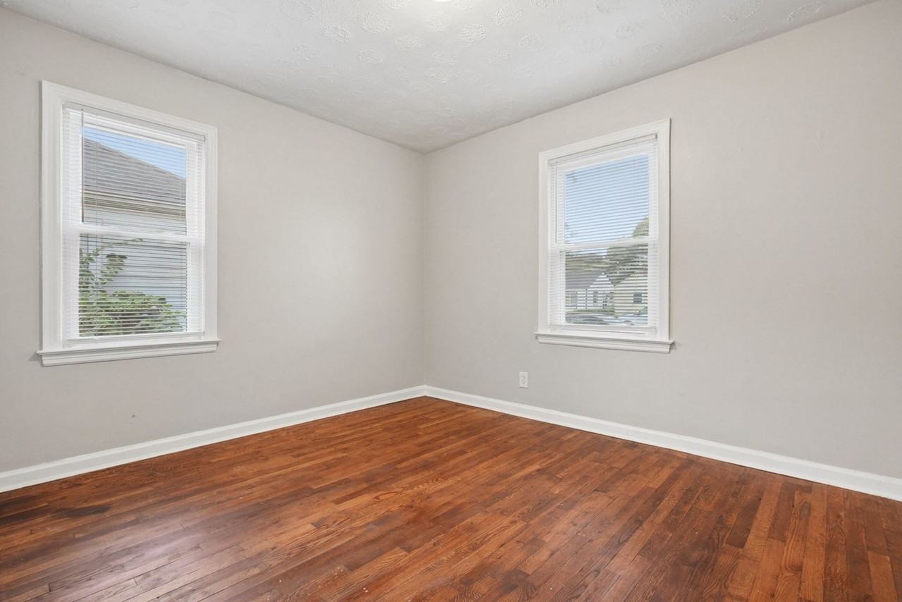 1724 E Kossuth St - Photo 5 of 14