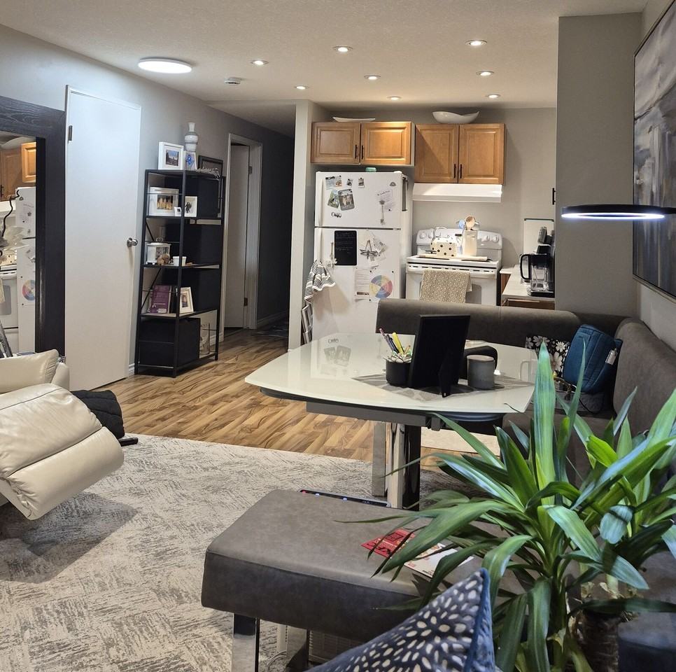 573 Macewan Dr Nw