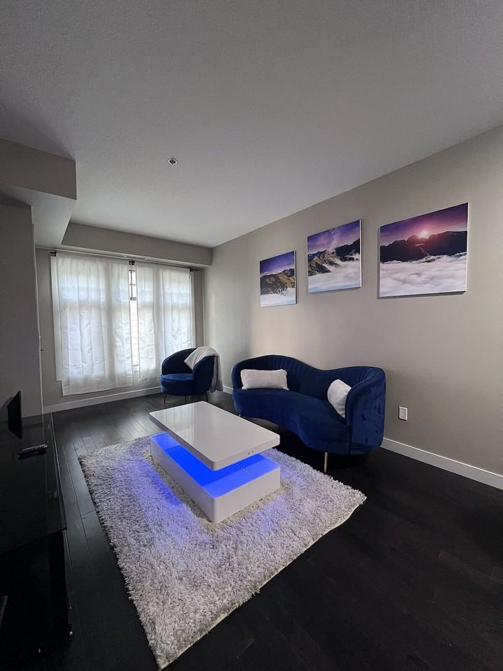10140 150 St Nw - Photo 2 of 17