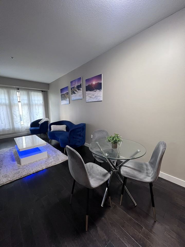 10140 150 St Nw - Photo 4 of 17