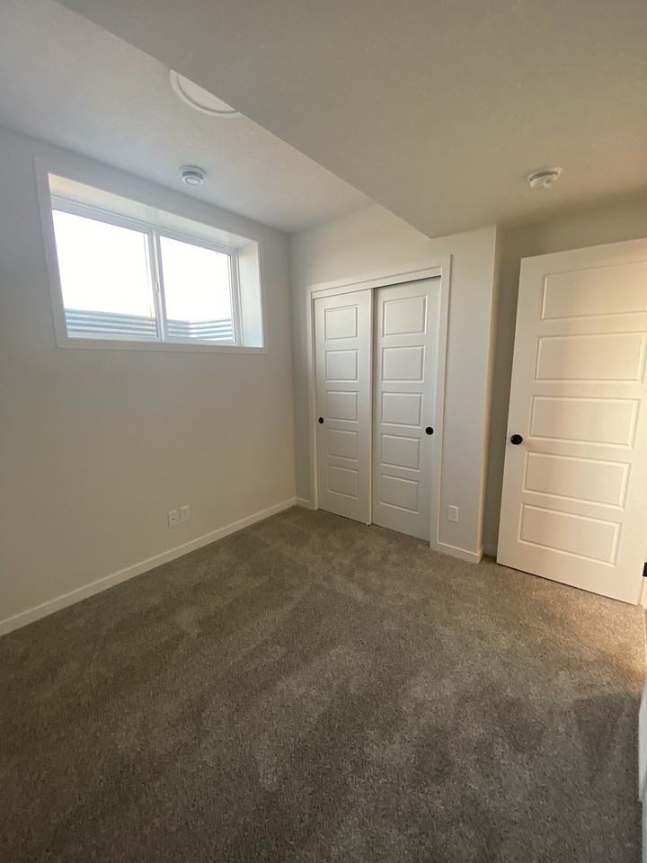 15220 Seton - Photo 4 of 9
