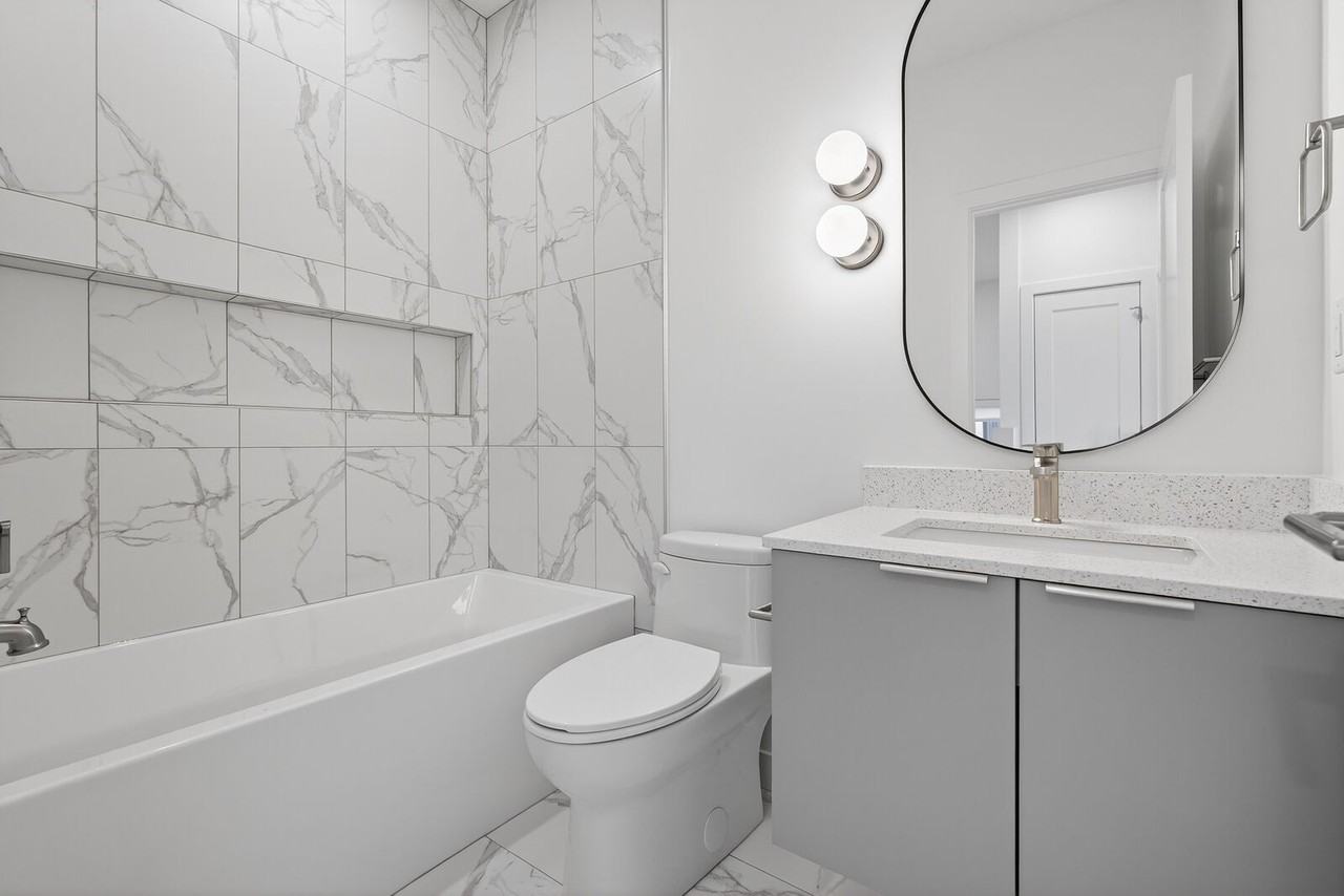 11702 125 St Nw - Photo 3 of 16