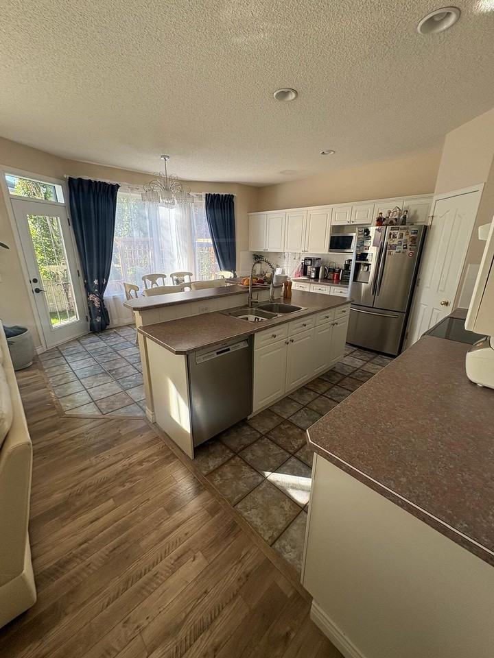 117 Douglas Glen Gdns Se - Photo 3 of 28