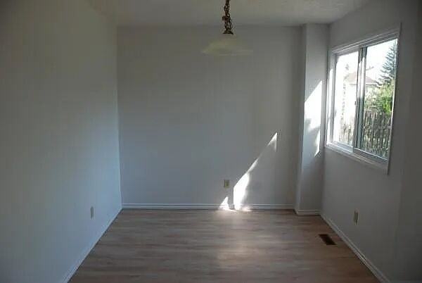 6011 174 St Nw - Photo 5 of 6