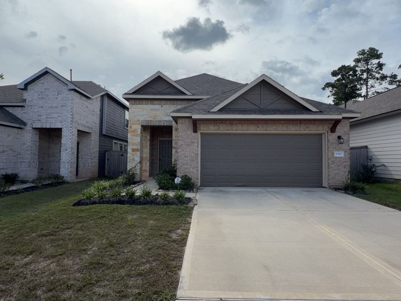 9392 Hard Rock Rd - Photo 2 of 9