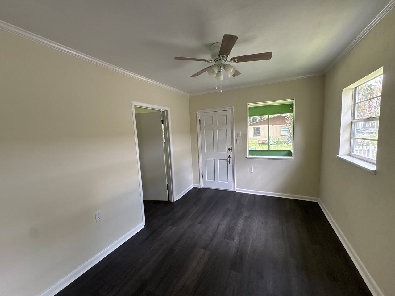 224 Nw 4th Pl - Photo 5 of 18