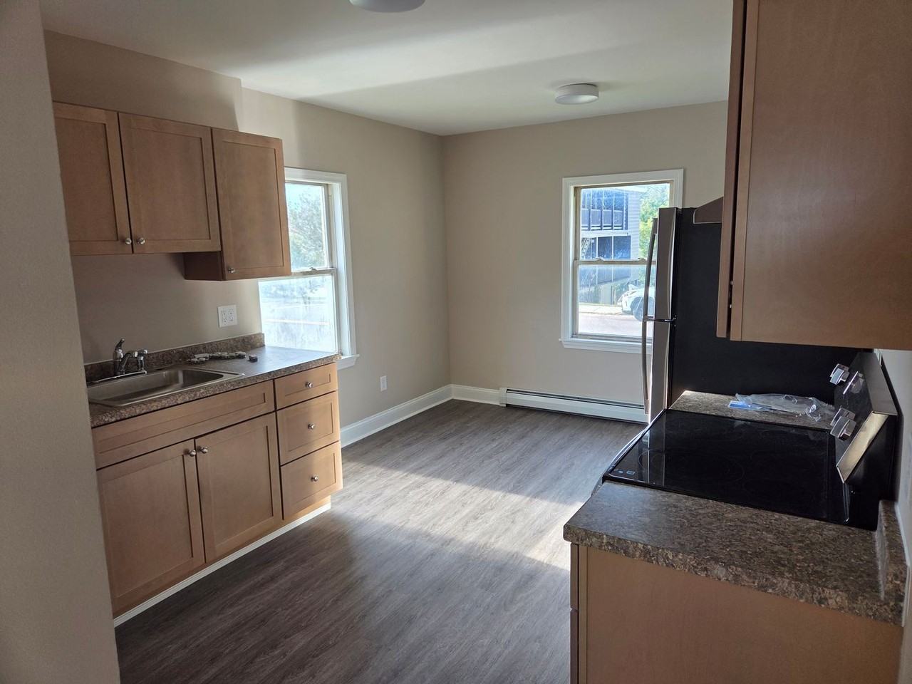 49 E Spring St - Photo 4 of 18