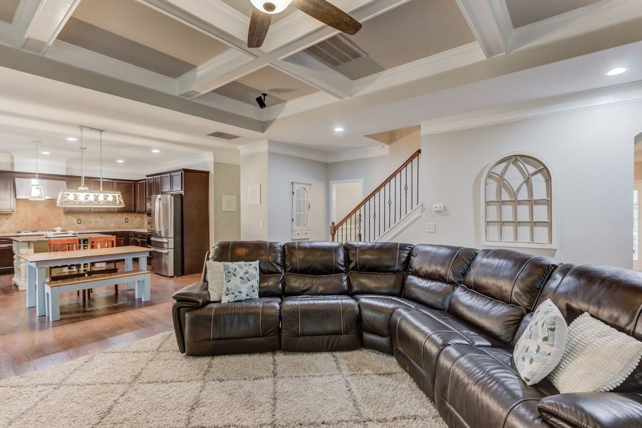 6005 Deer Walk Trl - Photo 5 of 25