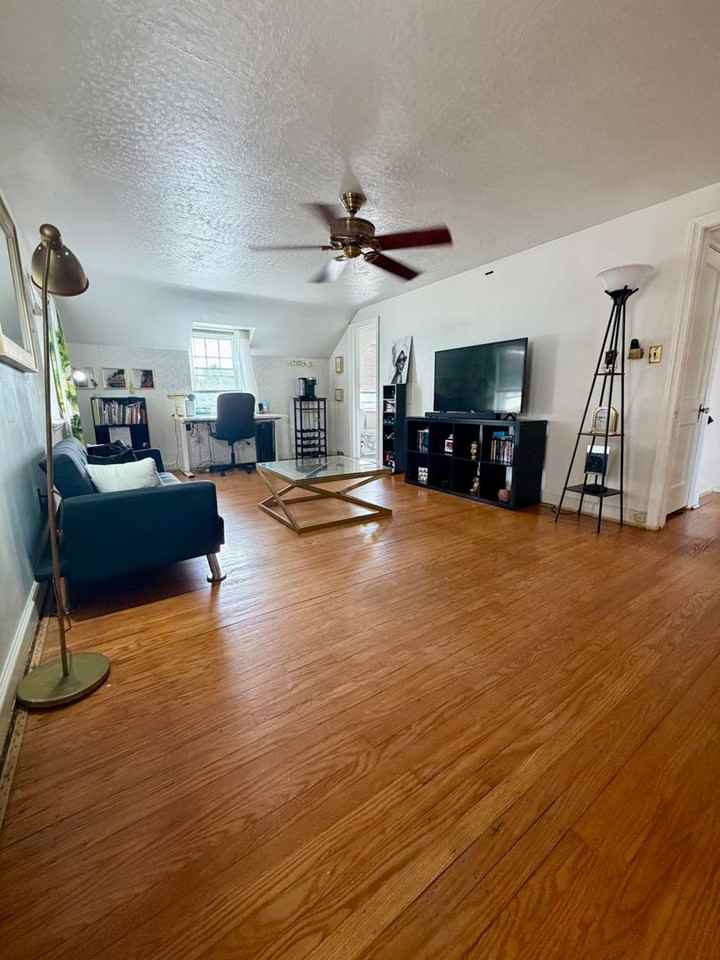6522 N American St - Photo 6 of 37