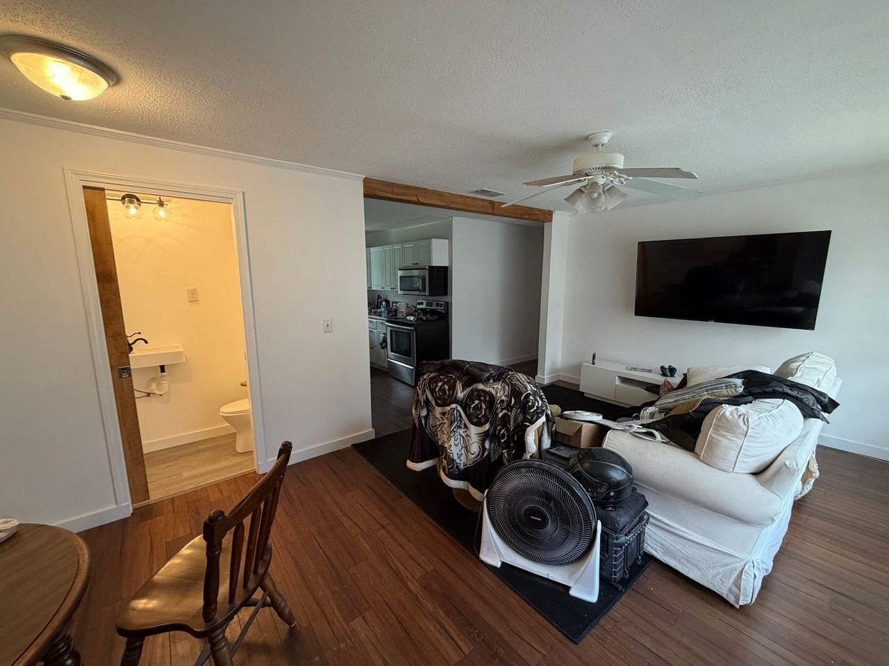 2920 Mimosa Rd - Photo 4 of 9