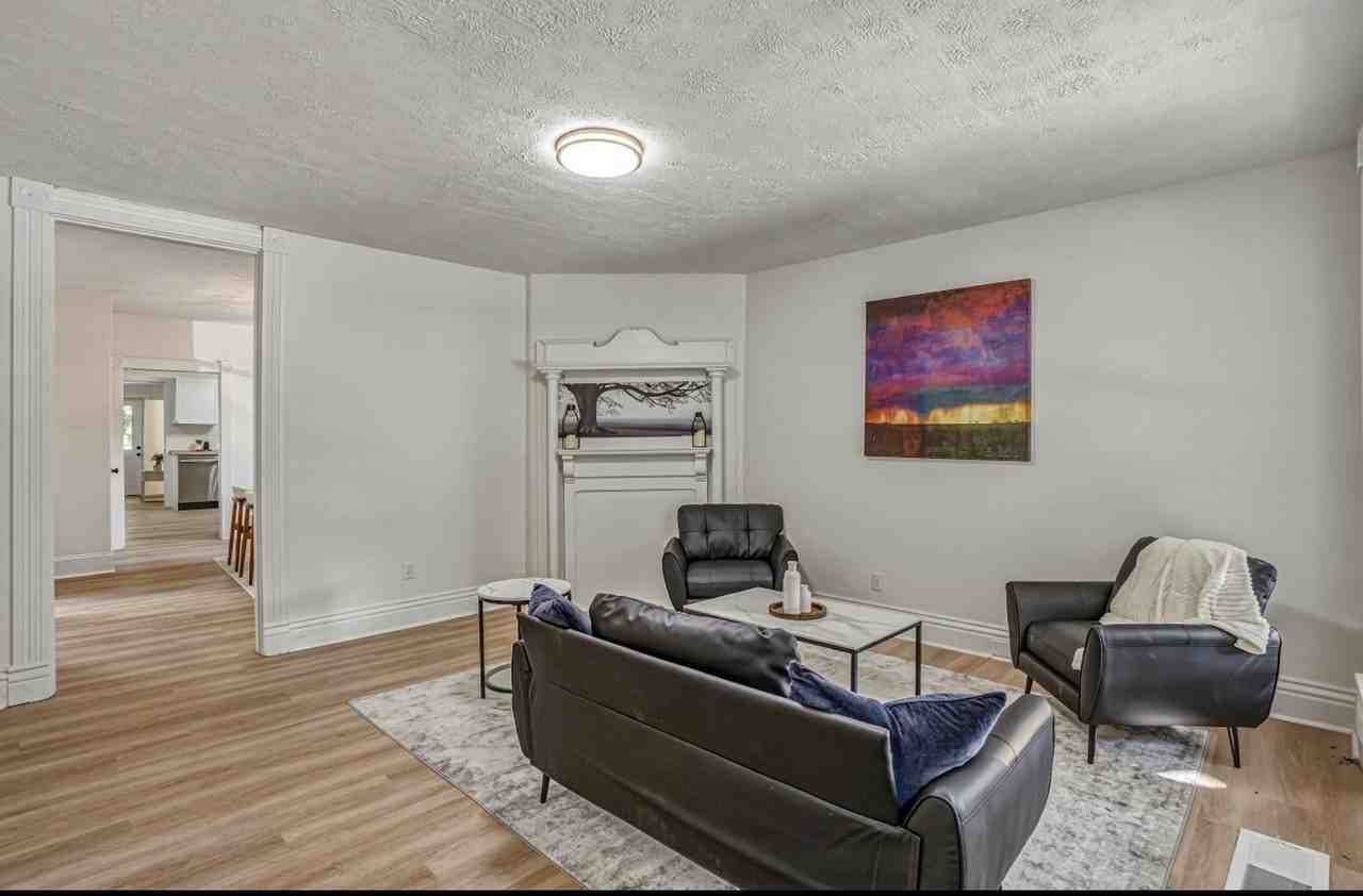 170 Pope St - Photo 3 of 17