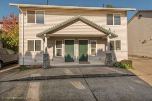 228SE106TH - Photo 1 of 1