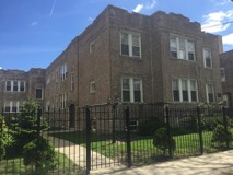 Recently renovated aprtment in vintage brick building in Belmont Cragin - Photo 1 of 1
