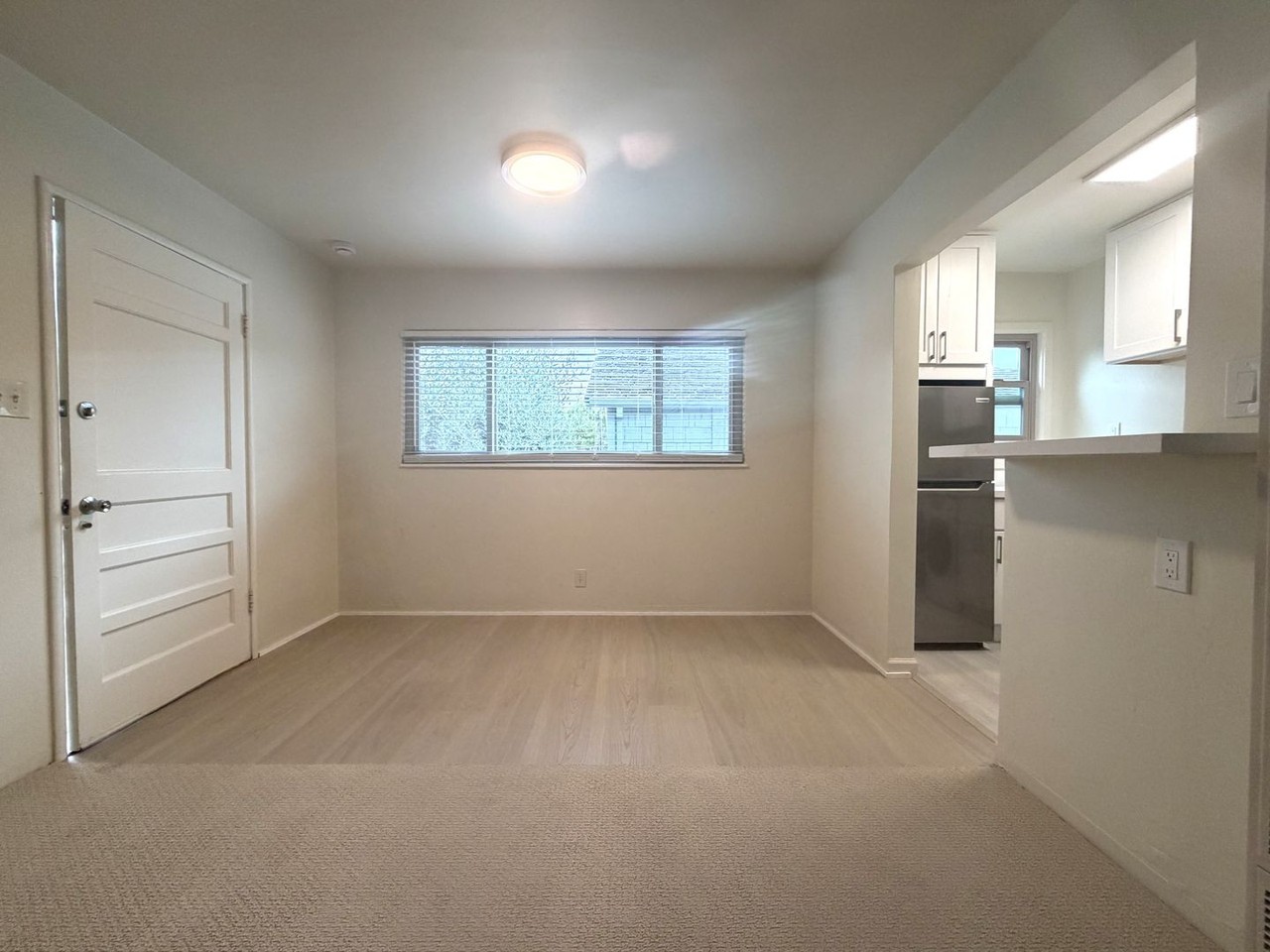 259 Ramona St - Photo 2 of 8