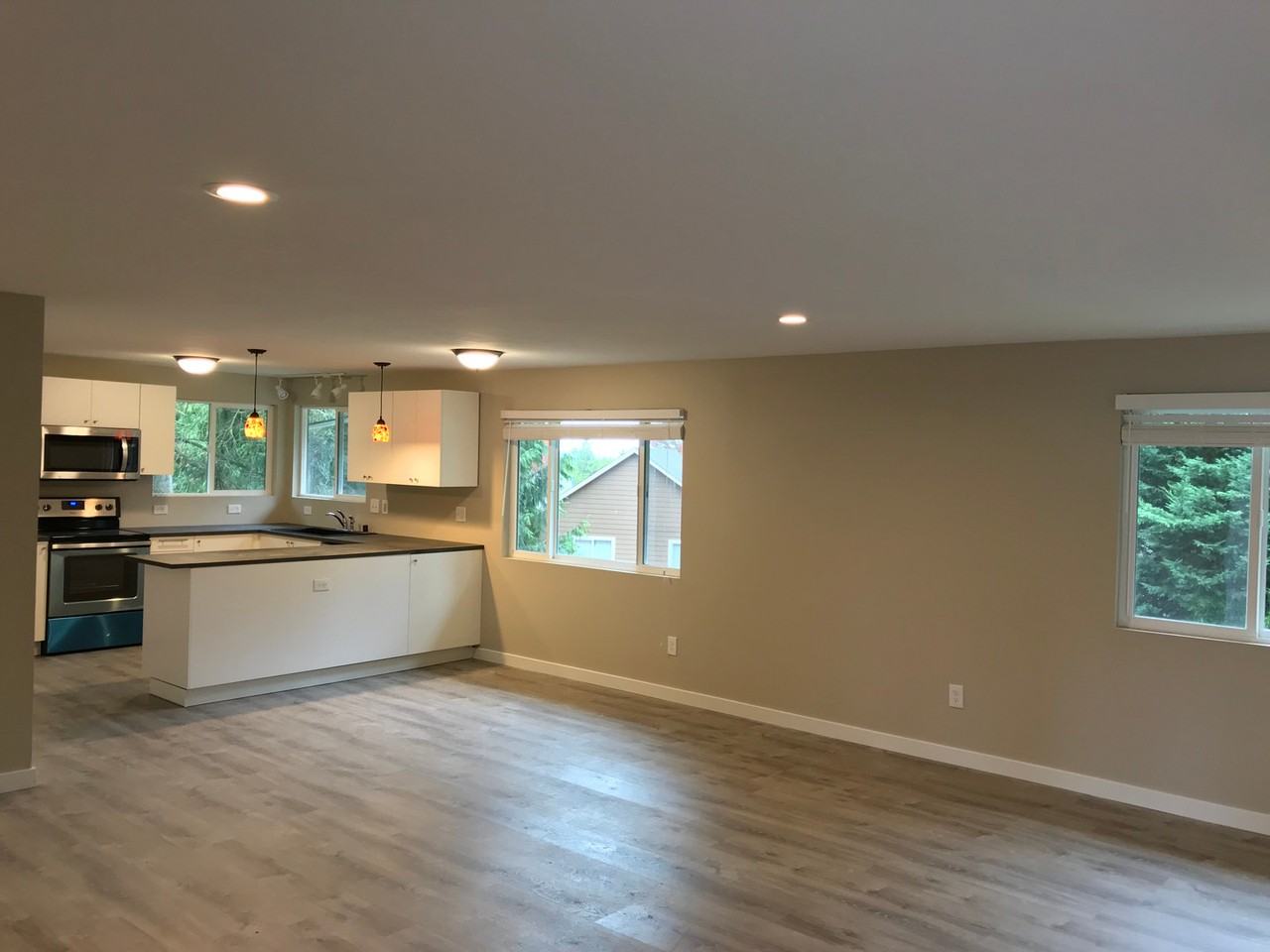 8714 Ne 13th St - Photo 4 of 19