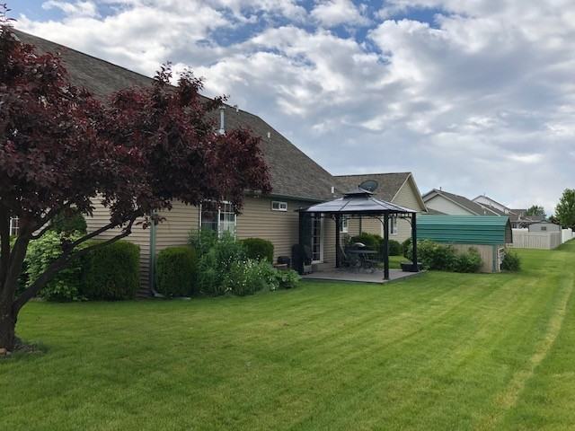 2521 Stratford Ln - Photo 3 of 17
