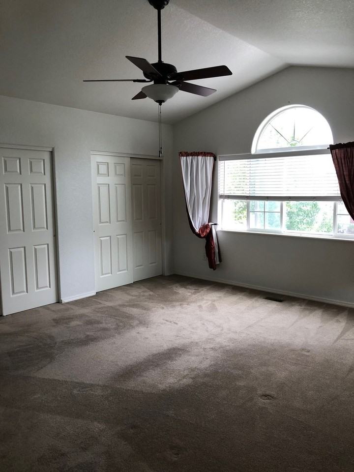 2521 Stratford Ln - Photo 6 of 17