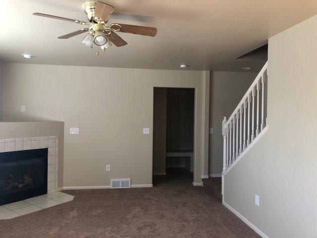 513 Desmet Dr - Photo 2 of 32