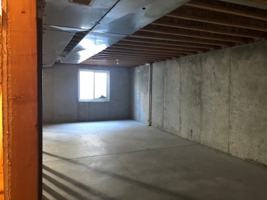 featured image of 513 Desmet Dr