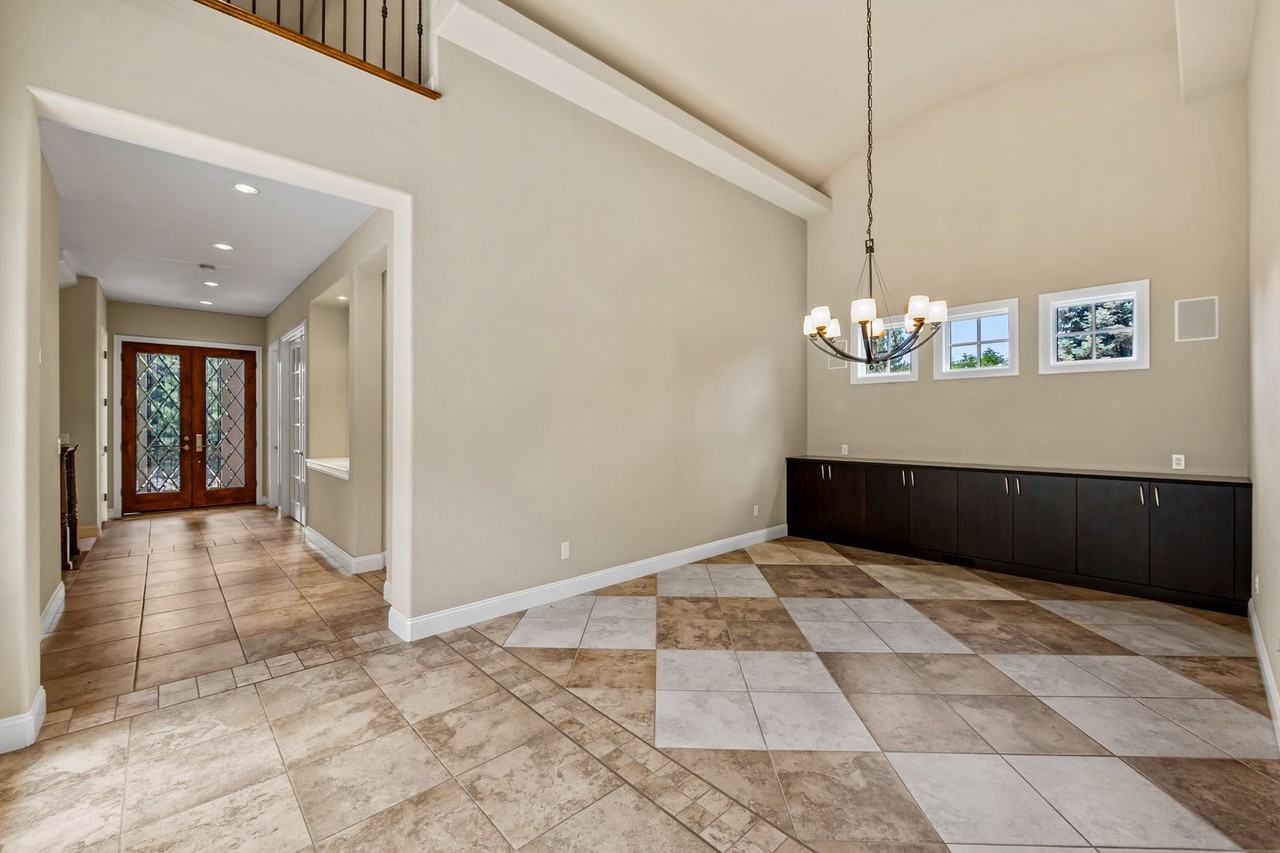 11 Sommerset Cir - Photo 4 of 20
