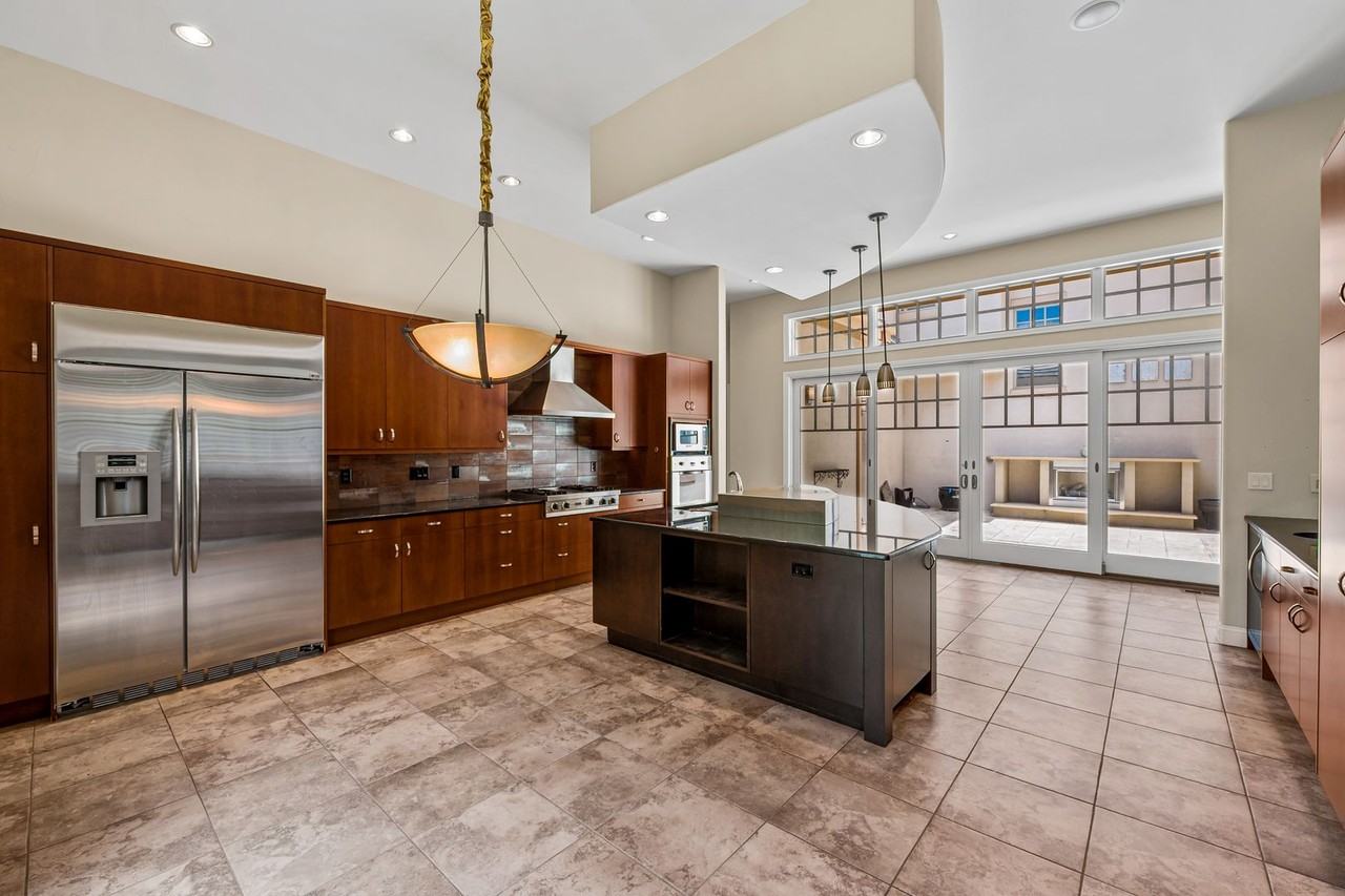 11 Sommerset Cir - Photo 7 of 20