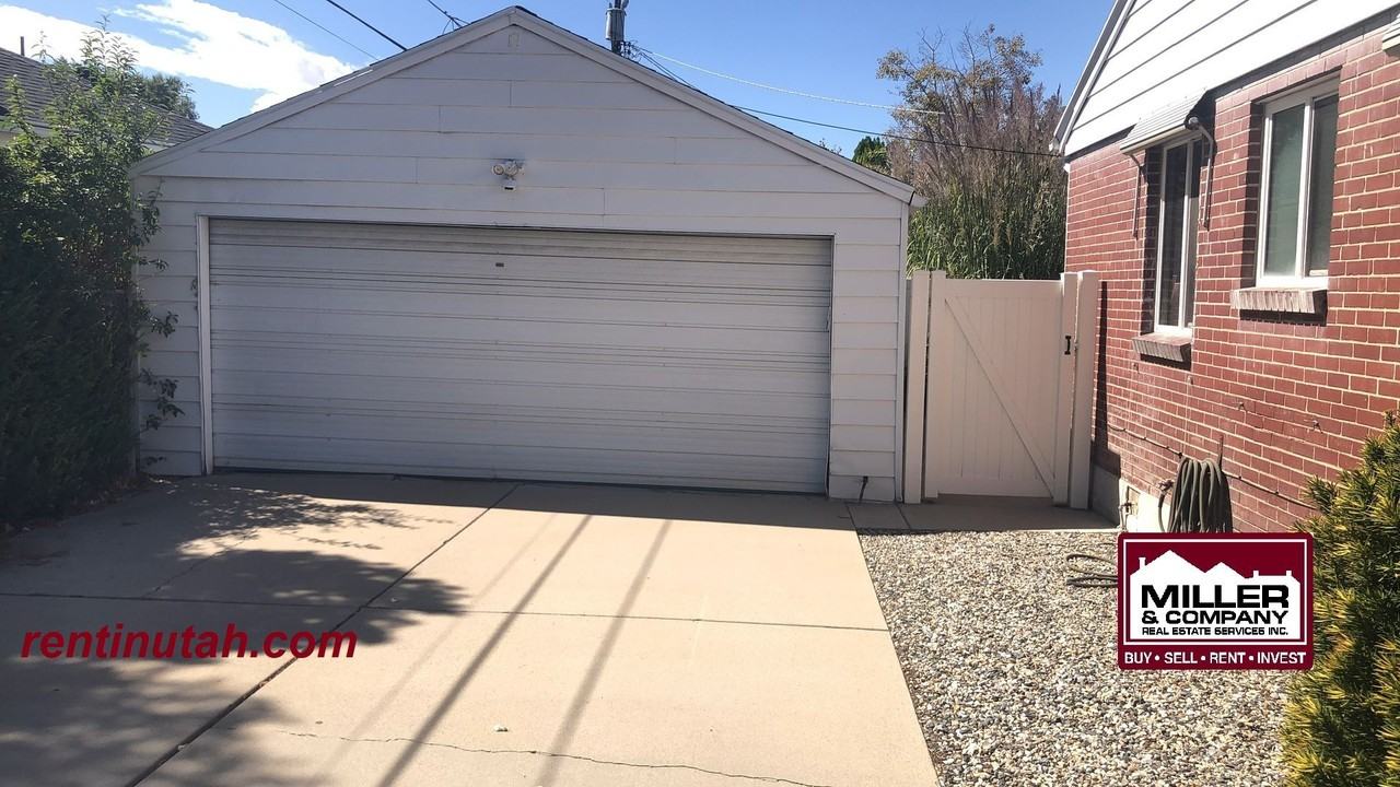 2164 S Nowell Cir - Photo 2 of 8
