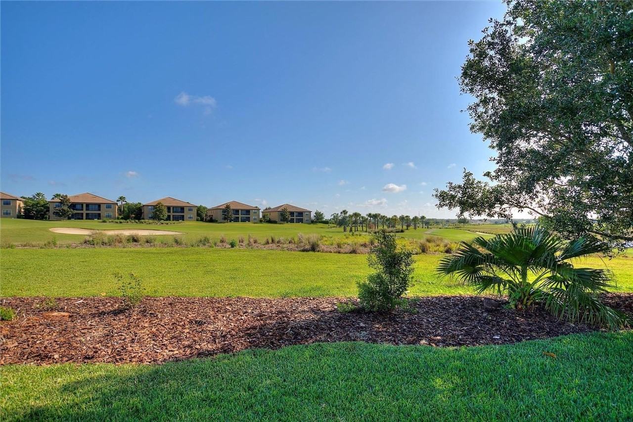 1379 Palmetto Dunes St - Photo 3 of 20