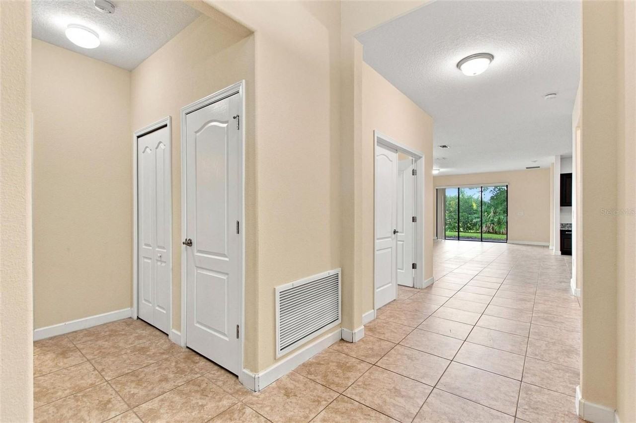 1379 Palmetto Dunes St - Photo 6 of 20