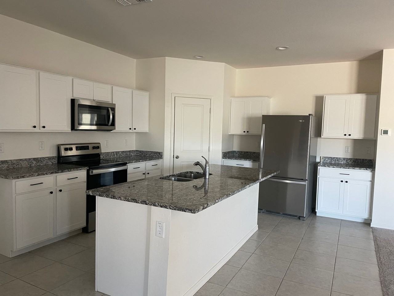 35282 W Santa Clara Ave - Photo 6 of 13