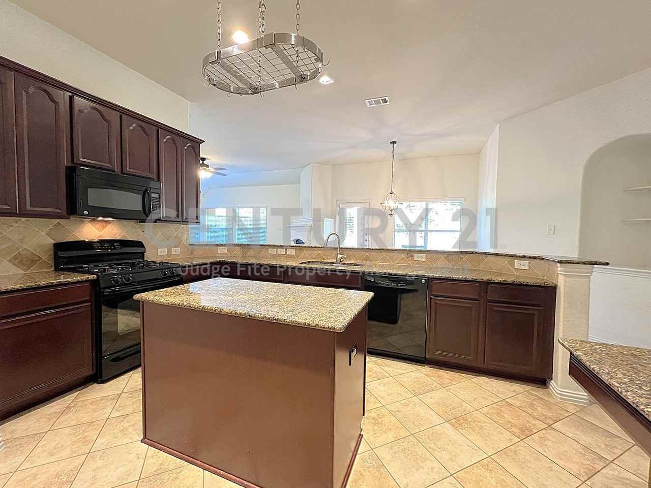 4120 Colina Ave - Photo 4 of 18