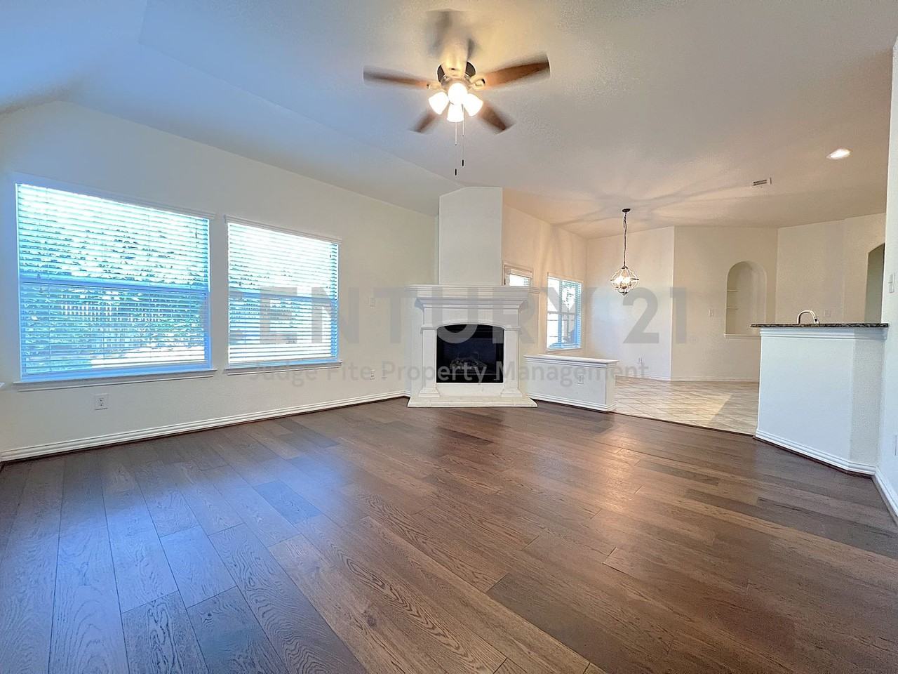 4120 Colina Ave - Photo 7 of 18