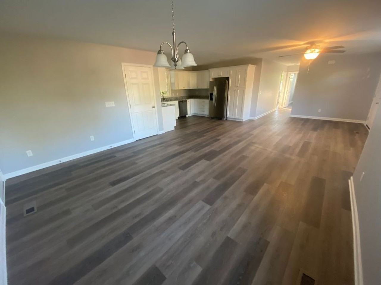 234 Wilowen Dr - Photo 3 of 16