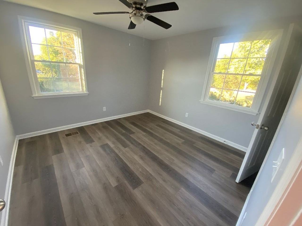234 Wilowen Dr - Photo 7 of 16