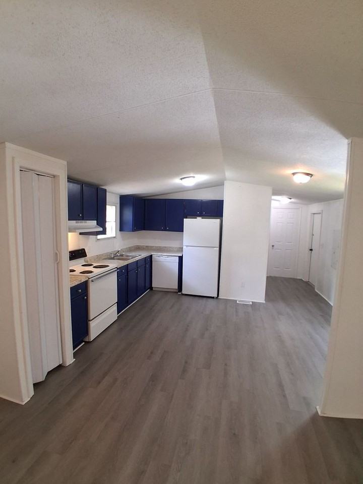 319 Alexandria Hwy - Photo 7 of 28