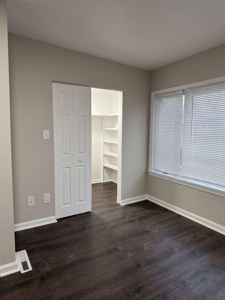 16614 Woodbine St - Photo 6 of 16