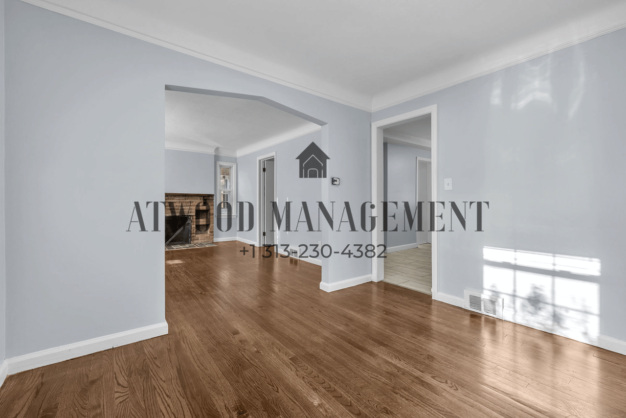 9257 Warwick St - Photo 5 of 23