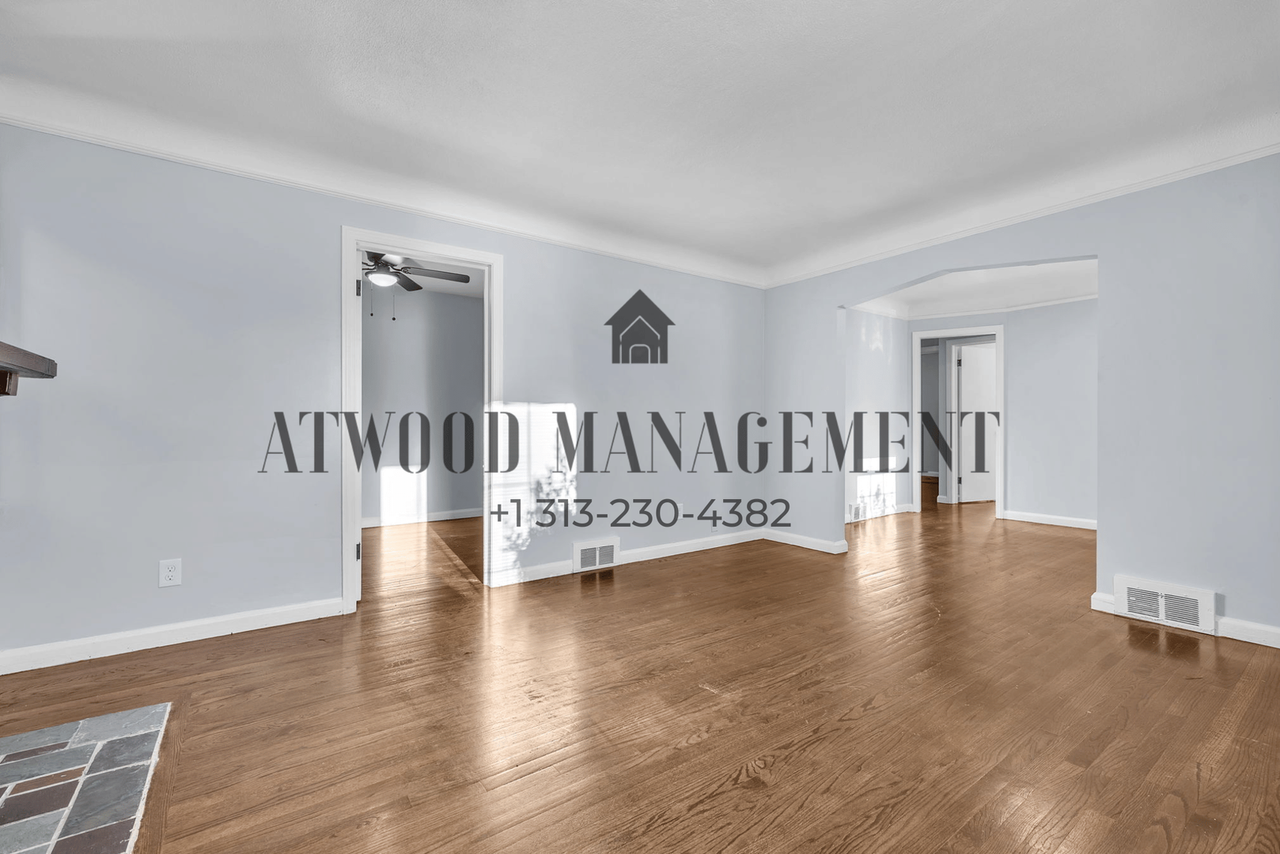 9257 Warwick St - Photo 6 of 23