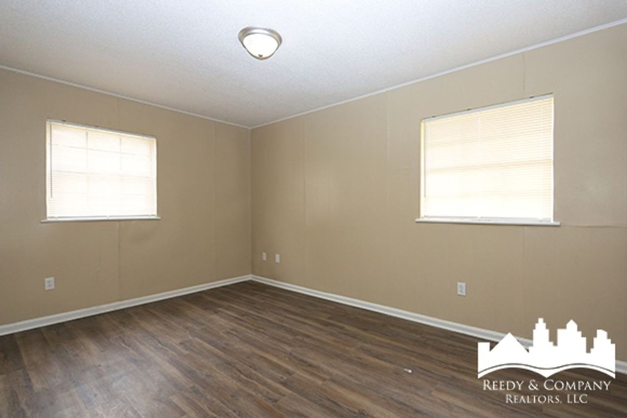 3822 Ford Rd - Photo 5 of 15
