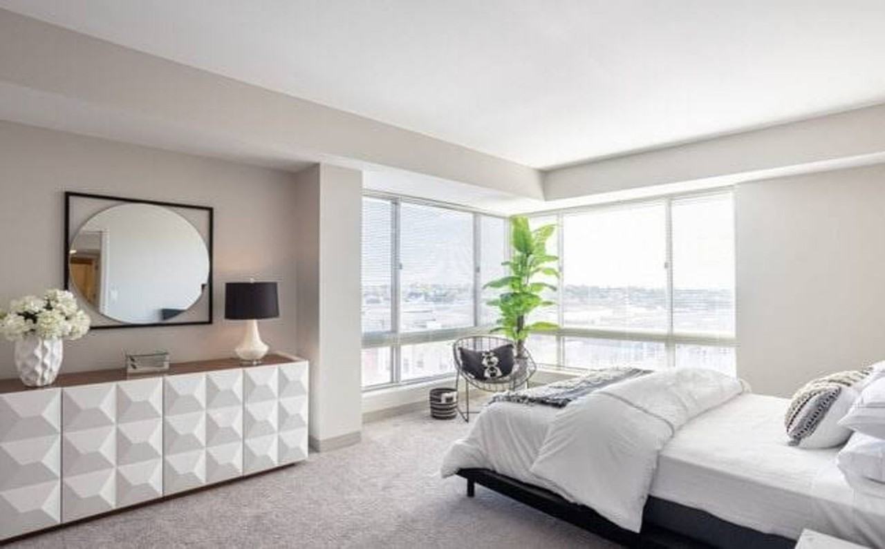 1120 Boylston St - Photo 4 of 10