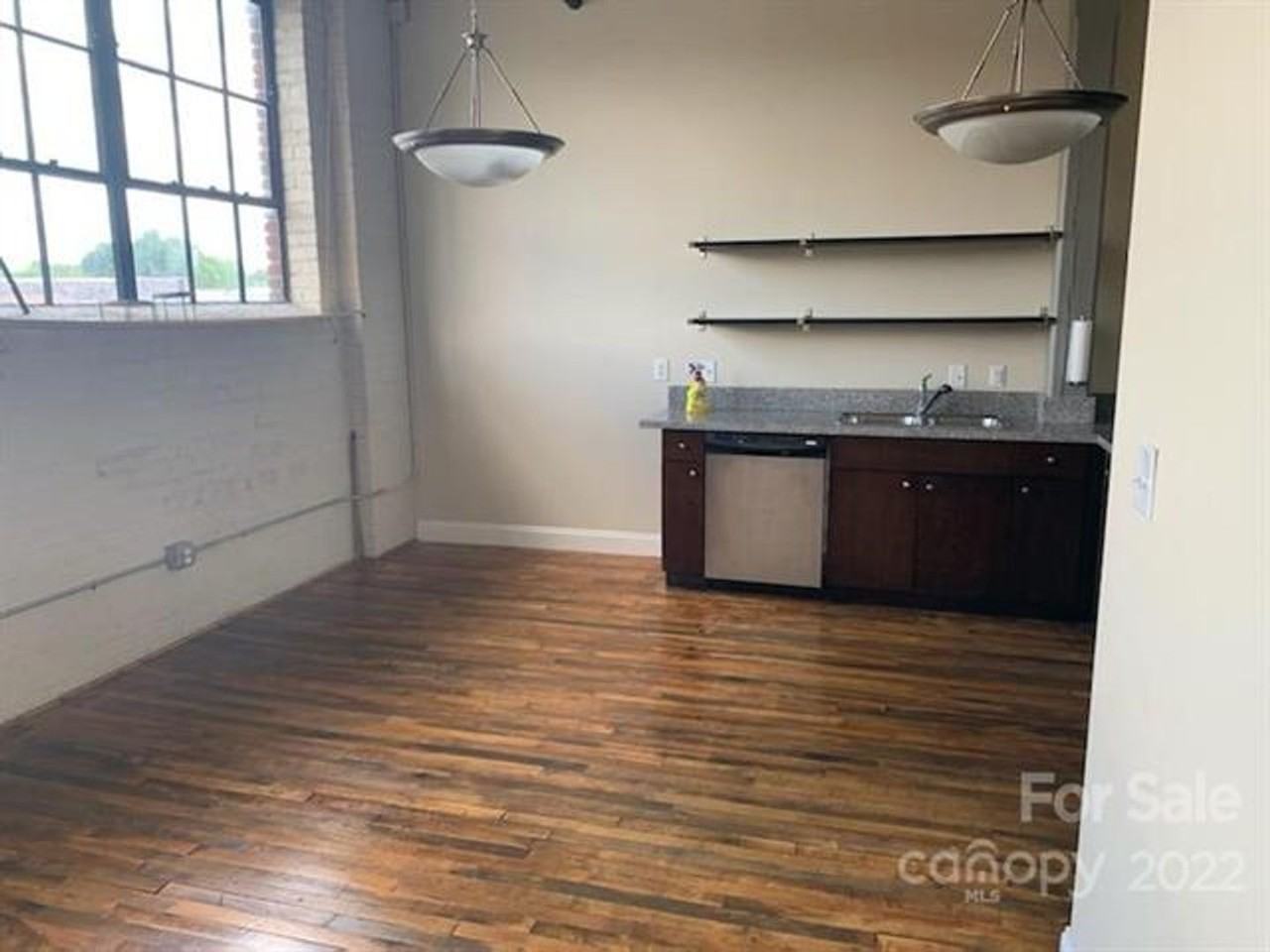 109 N Hayne St #300 - Photo 4 of 17